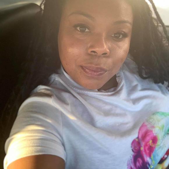 Meet your Posher, Tan - Picture 1 of 1